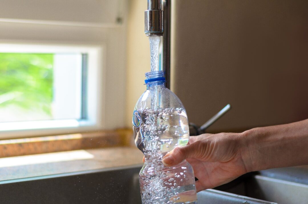 Which is better for you: Bottled or Tap water?